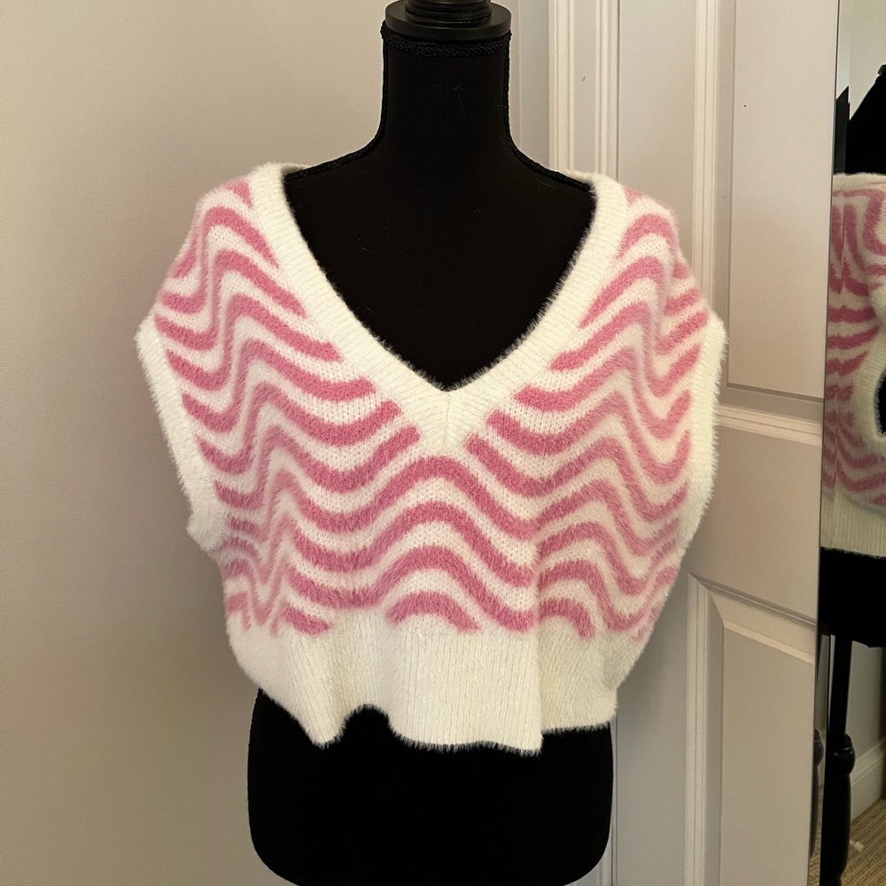 Kendall & Kylie by Pacsun Sweater Vest